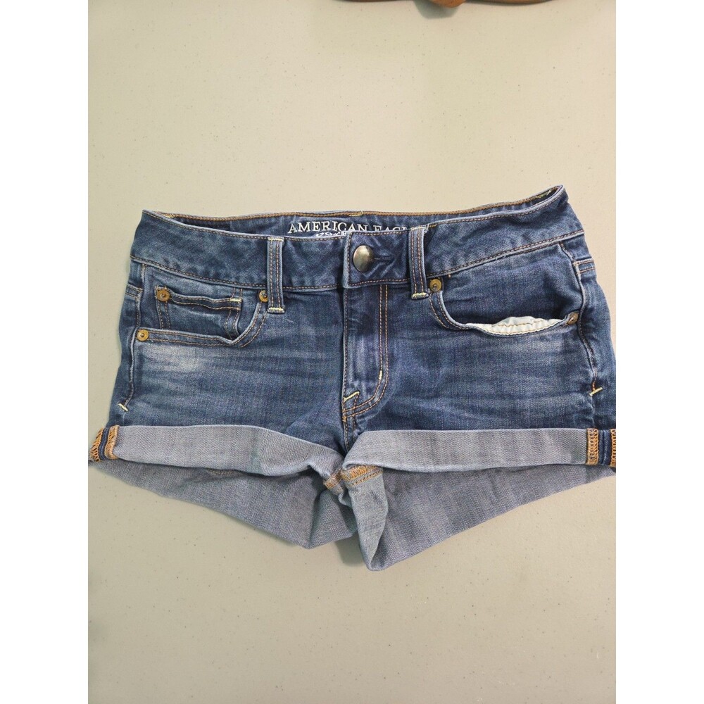 American Eagle Shorts Womens Sz 2 Super Stretch Shortie Cuffed Denim
